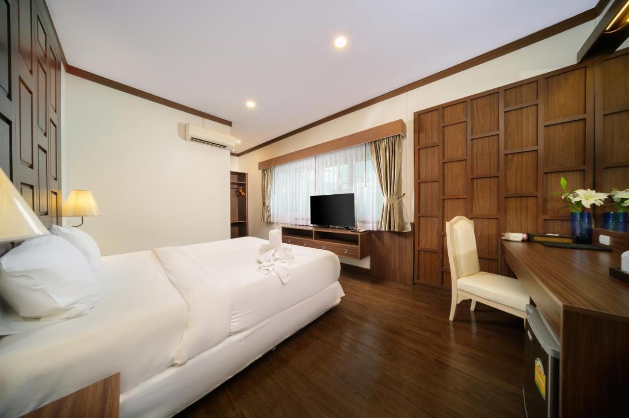 The Wing Lanna Hotel Chiang Mai Bagian luar foto